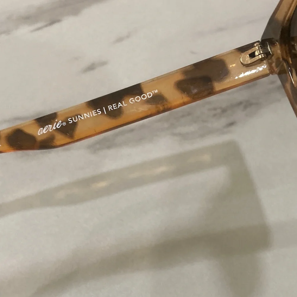 aerie Tortoiseshell Rectangular Sunglasses - Brown